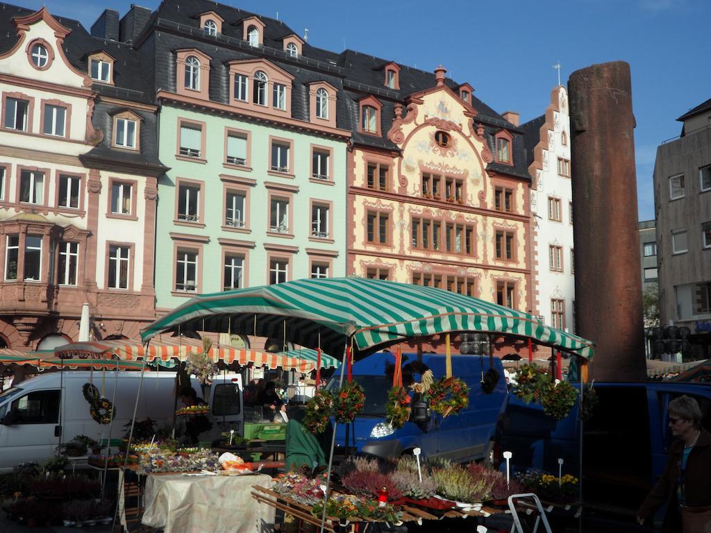Altstadtapartment Rochusstrasse Mainz Bagian luar foto